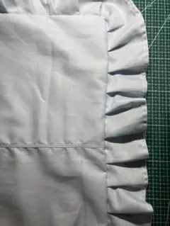 手作りフリル付き枕カバー　2枚セット　ファスナー付き　綿100%