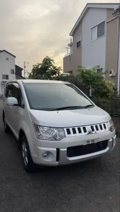 デリカ D5 4WD 車体 トリプルサンルーフ 車検令和10年6月まで - メルカリ