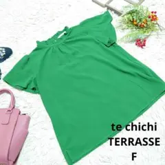 ✨極美品✨♥te chichi TERRASSE♥半袖/シャツ(M相当)のサムネイル