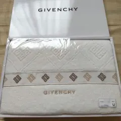 GIVENCHY ジバンシィ バスタオルのサムネイル
