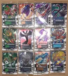 仮面ライダーガッチャード　ライドケミートレカ　ウエハース01～03