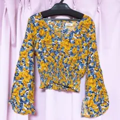 EVRIS 花柄シャーリングトップスのサムネイル
