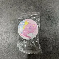 くら寿司　BT21 COOKY(クッキー) 缶バッチ