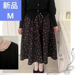 新品しまむらmaihee花柄ブラック小花柄フレアスカート黒Mサイズ赤いバラ薔薇柄