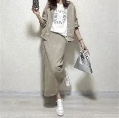 セットアップ キレイめ 長袖 ブルゾン　ロングスカート ホワイトベージュ