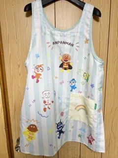 アンパンマンエプロンだだんだん 保育士 ゆったりサイズ 新品 - メルカリ