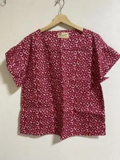 未使用　MAISON HOTEL メゾンホテル　半袖ブラウス　オーバーサイズ　赤 未使用 MAISON HOTEL メゾンホテル 半袖ブラウス オーバーサイズ 赤