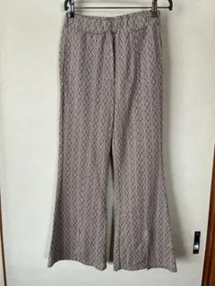 フレアパンツ カジュアルパンツ
