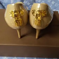 LOUIS VUITTON ルイ・ヴィトン エナメルパンプス