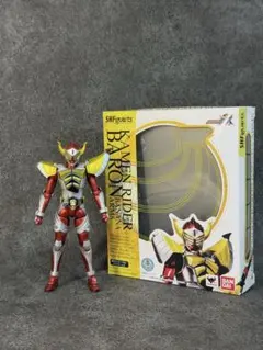 【美品】S.H.Figuarts 仮面ライダーバロン バナナアームズ
