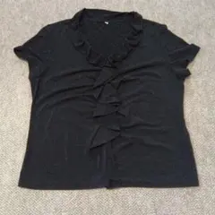 黒 フリル付き 半袖シャツ
