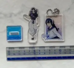 呪術廻戦 グッズ アクスタ キーホルダー 缶バッジ ダイソー