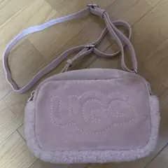 UGG ショルダーバッグ
