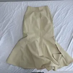 【natural beauty basic】イエローマーメイドスカート