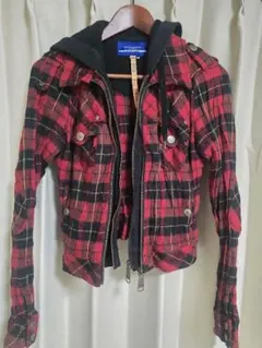 BURBERRY BLUE LABEL チェック　ドッキングフーデッドジャケットのサムネイル