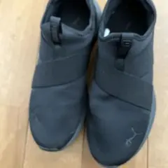 値下げPUMA ブラック スリッポン US 8格安