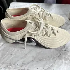 asics mois tect ホワイト/ゴールド サッカーシューズ - メルカリ