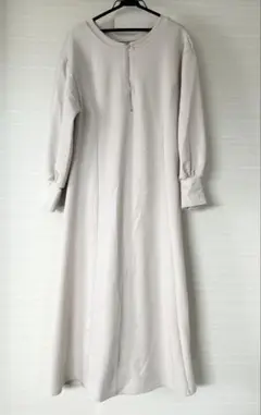 ロングフレアワンピース　S ベージュ