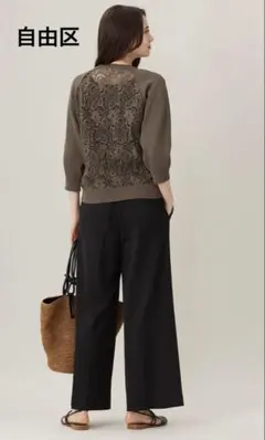 ☆極美品　自由区　レースコンビニット　プルオーバーのサムネイル