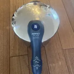 WMF Perfect Plus 圧力鍋 6.5L 時短料理　大鍋のサムネイル