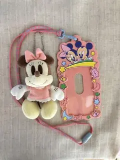ディズニーリゾート パスケース ミニー ぬいぐるみ キーホルダー