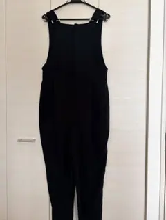 ブラックサロペット
