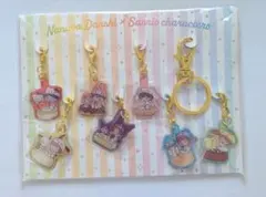 なにわ男子 サンリオコラボ メタルチャーム