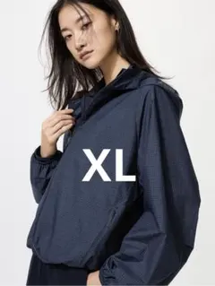 【美品】UNIQLO ポケッタブルUVカットパーカ　ネイビーXL　ユニクロ