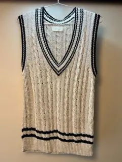 Cepo Vネック　ニットベスト　ベージュ
