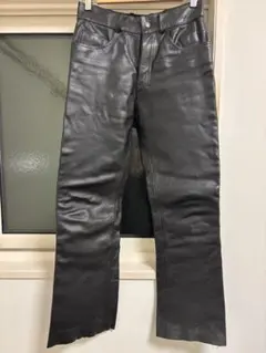 レザー ストレート黒