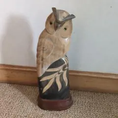 木製フクロウの置物