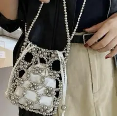 送料込　シルバー　ハンドバッグ ショルダーバッグ 浴衣 女の子 大人 オシャレ