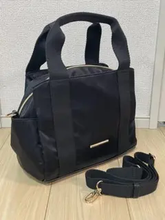 【美品】a.v.v 10ポケットナイロンバッグ ブラック 2wayのサムネイル