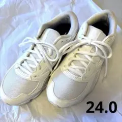 MIZUNO ミズノ 通学 スニーカー スポーツ ランニングシューズ 24.0のサムネイル