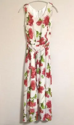 【アンドクチュール】 カーネーション柄ロングワンピース