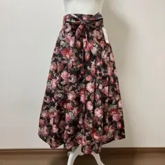 タグ付き　クチュールブローチ　ロングスカート 花　花柄 春　リボンベルト