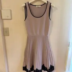 ANNA MOLINARI ノースリーブ プリーツワンピースのサムネイル