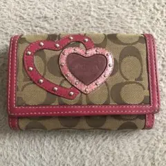 Coach ハートモチーフ 二つ折り財布
