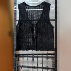 GU ブラック レース編み ニットベスト S