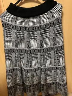 cawaii カワイイ　ニットストレッチスカート　千鳥　模様