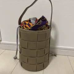 美品 CLOUDY クラウディ　バケツバック CLOUDY クラウディ MESH BAG ハンドバッグ バケツ型 ブラック