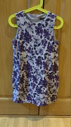 BeBe 花柄ノースリーブワンピース 120