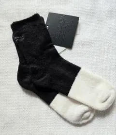 ジェラートピケ ロブション ルームソックス 靴下 フリーサイズ 黒×白シルク混