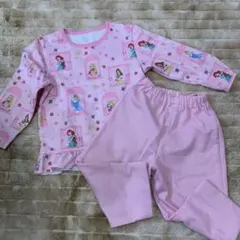 ディズニープリンセス　パジャマ　110 ピンク