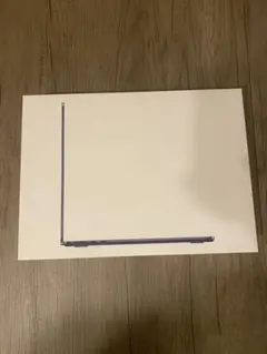 Apple 2025 MacBook Air M4 チップ搭載 13.6 インチ