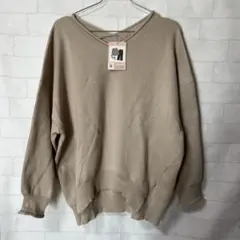 値下げ　新品　Vネックニット ルーズフィット　ベージュ　ゆったりサイズ
