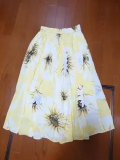 H&M ロングフレアスカート ひまわり柄 イエロー XS　美品