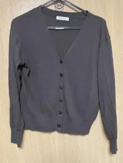 美品　ナチュラルビューティベーシック　カーディガン ブラウン　夏秋　薄手