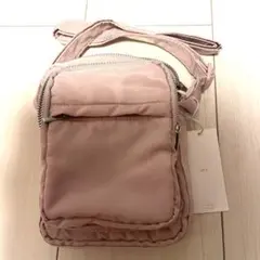 スリーコインズ ミニショルダーバッグ ピンク 新品 3COINS 撥水 スマホ