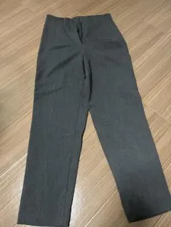 ZARA グレー スラックス US 26